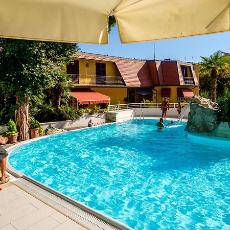 Hotel Bristol Bellaria-Igea Marina Zewnętrze zdjęcie
