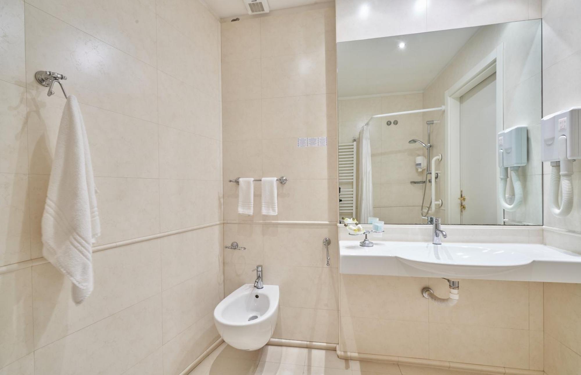 Hotel Bristol Bellaria-Igea Marina Zewnętrze zdjęcie